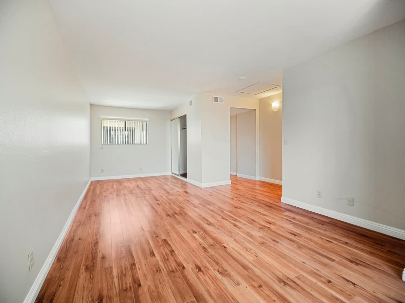 1206-viola-ave-glendale-ca-91202