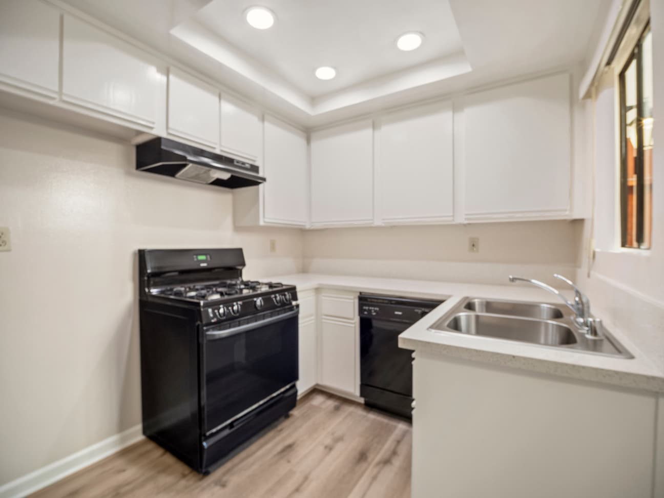 1206-viola-ave-glendale-ca-91202