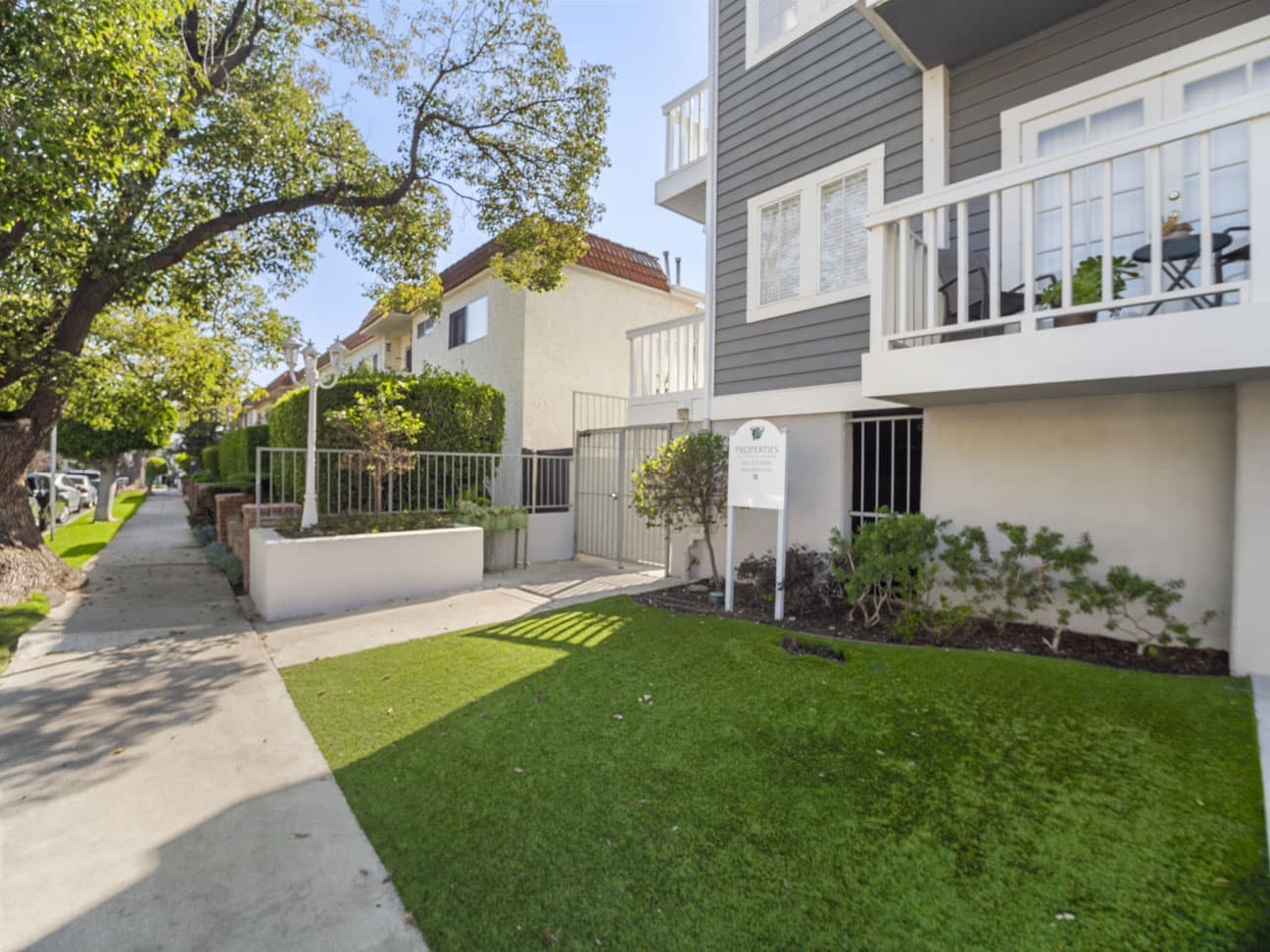 1315-s-carmelina-ave-los-angeles-ca-90025