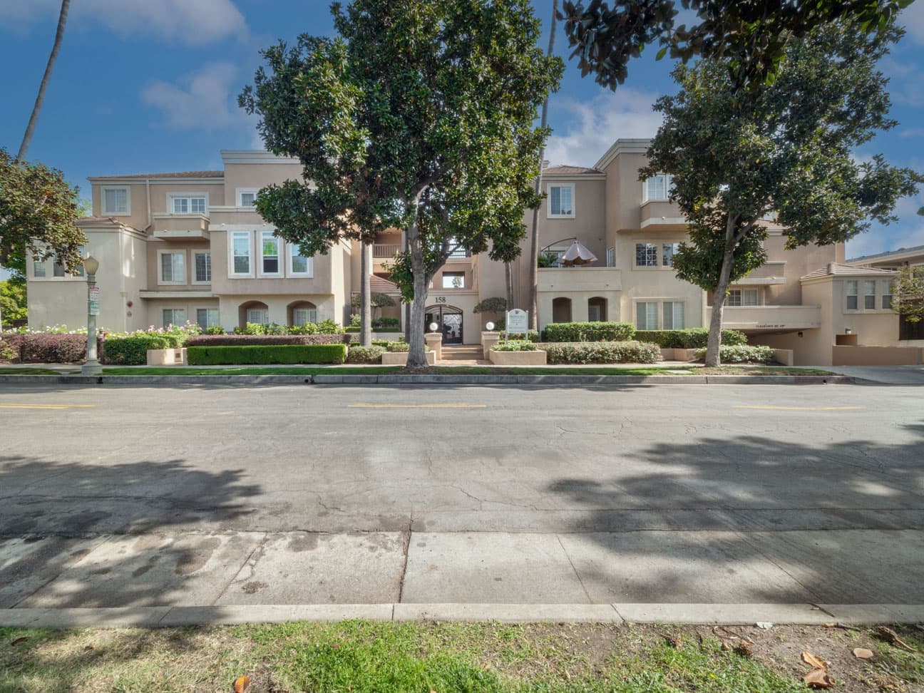 158-s-madison-ave-pasadena-ca-91101