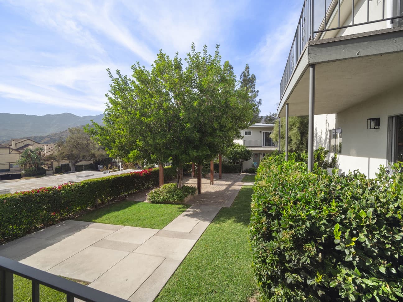 2841-2851-montrose-ave-glendale-ca-91214