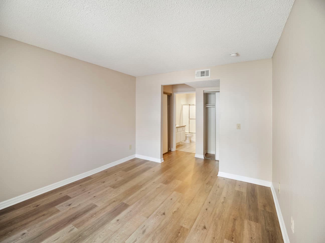 428-hawthorne-st-glendale-ca-91204